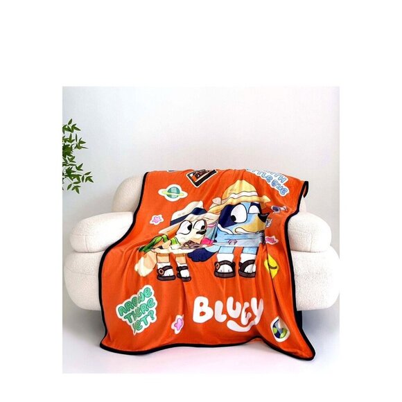 Bluey Silky Soft Throw, Bluey Plush Toy & Bluey Flavored Lip Balm Set. New - Picture 6 of 12